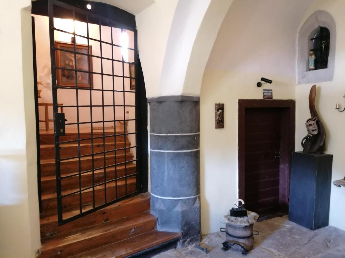 Gothic House Apartments Kremnica Exterior photo